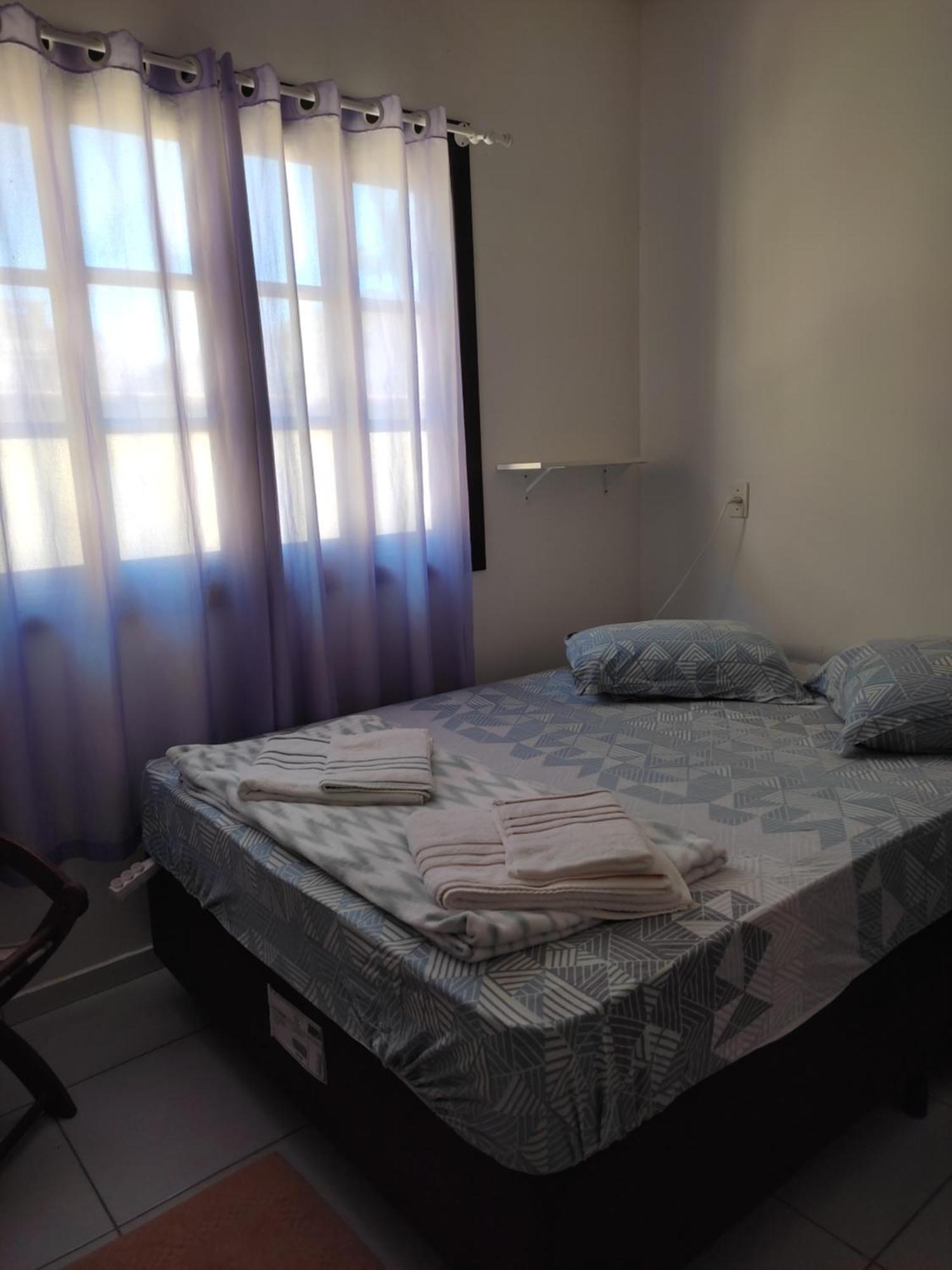 Um Quarto Em Casa Agradavel เปเรเก ภายนอก รูปภาพ